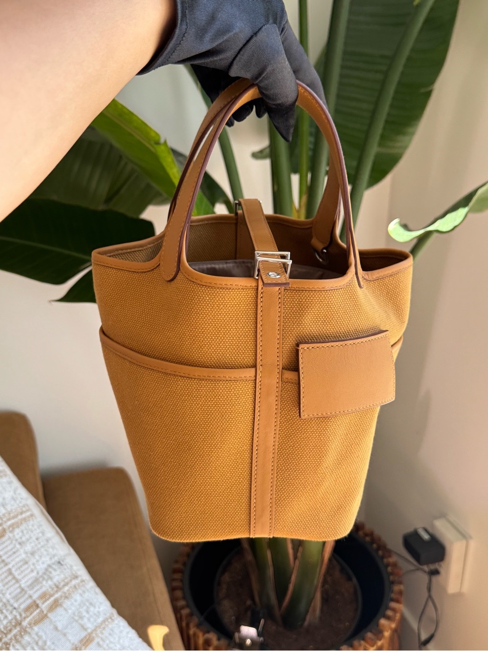 Hermes picotin 18 sesame cargo excellent; u stamp (4800)